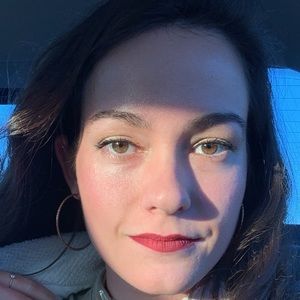 Meet your Posher, Dalia